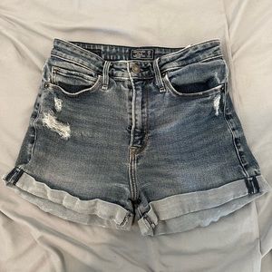 Abercrombie & Fitch Simone Hugh Rise Shorts